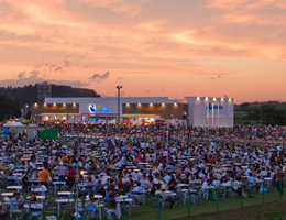 36th Sukagawa City Shakado River National Fireworks Festival